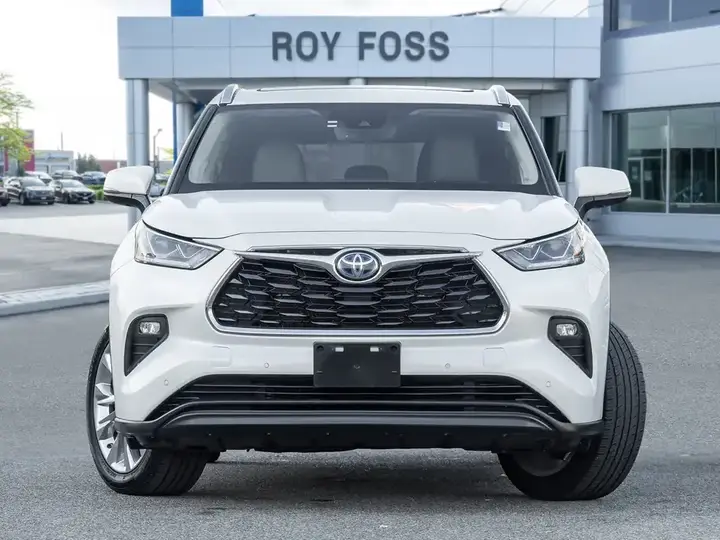 Toyota Highlander 2021 photo 2