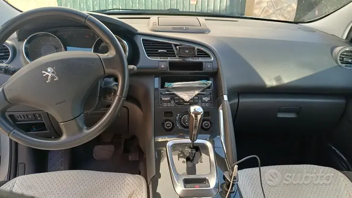 Peugeot 3008 2016 photo 4