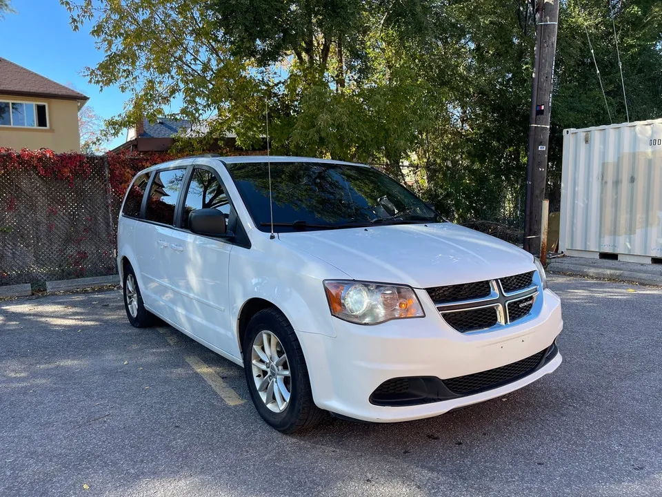 Dodge Grand Caravan 2014 photo 3
