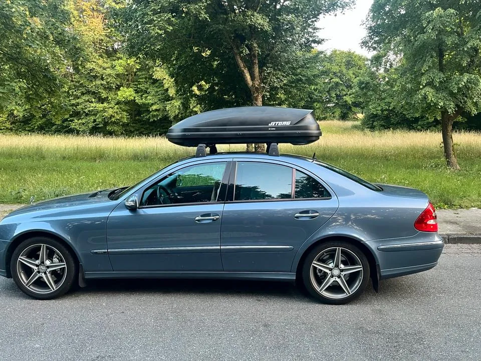 Mercedes-Benz E 270