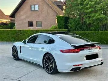 Porsche Panamera 2019 photo 4