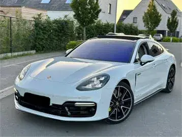 Porsche Panamera 2019 photo 2