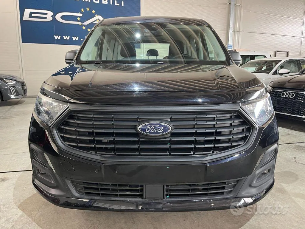 Ford Tourneo Connect 2025 photo 2