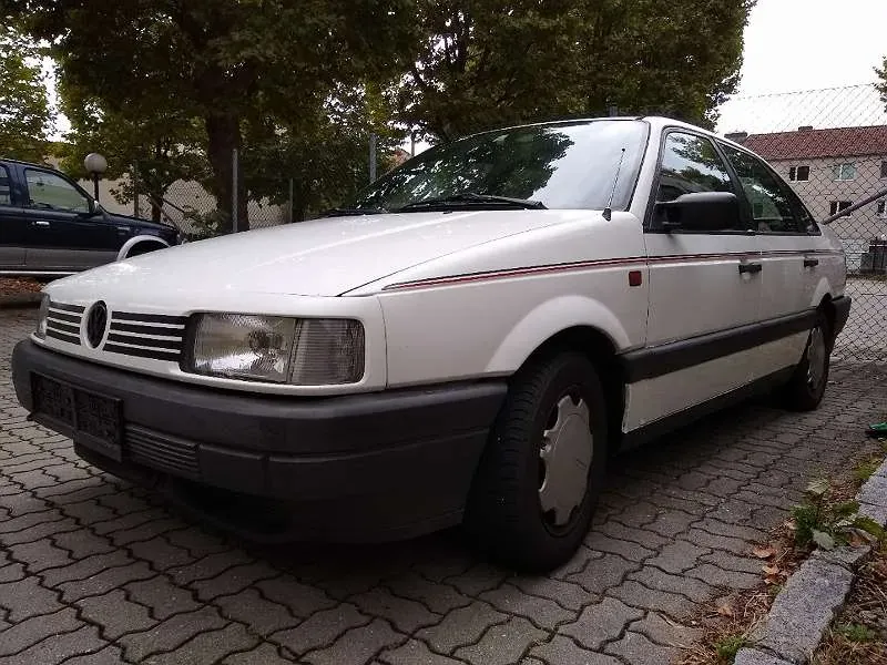 Volkswagen Passat 1992 photo 2