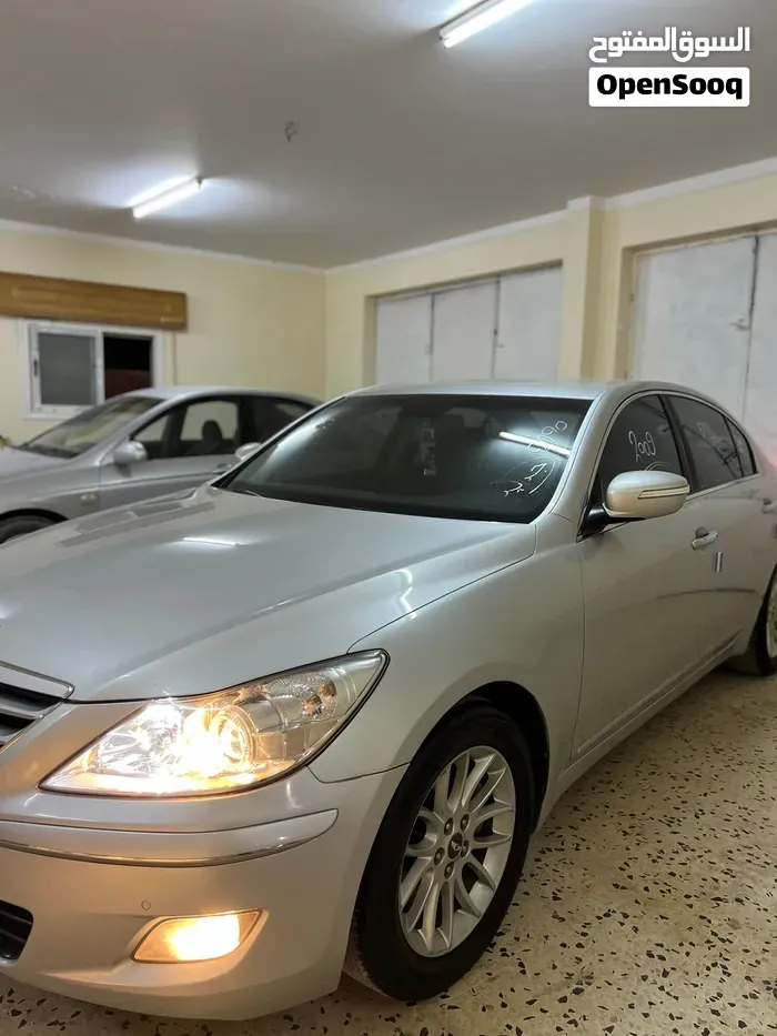 Genesis Gv70 2009 photo 2