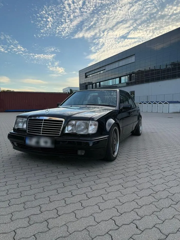 Mercedes-Benz 500 E