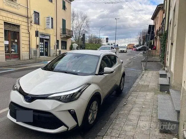 Toyota C-Hr 2022 photo 2