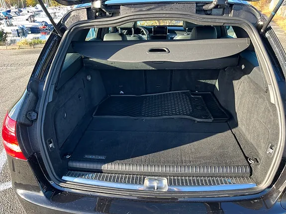 Mercedes-Benz C350 E 2018 photo 5
