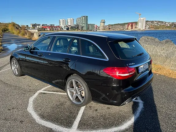 Mercedes-Benz C350 E 2018 photo 4