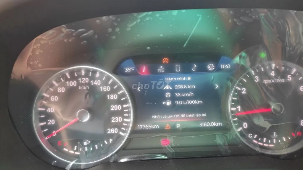 Vinfast Lux Sa2.0 2021 photo 2