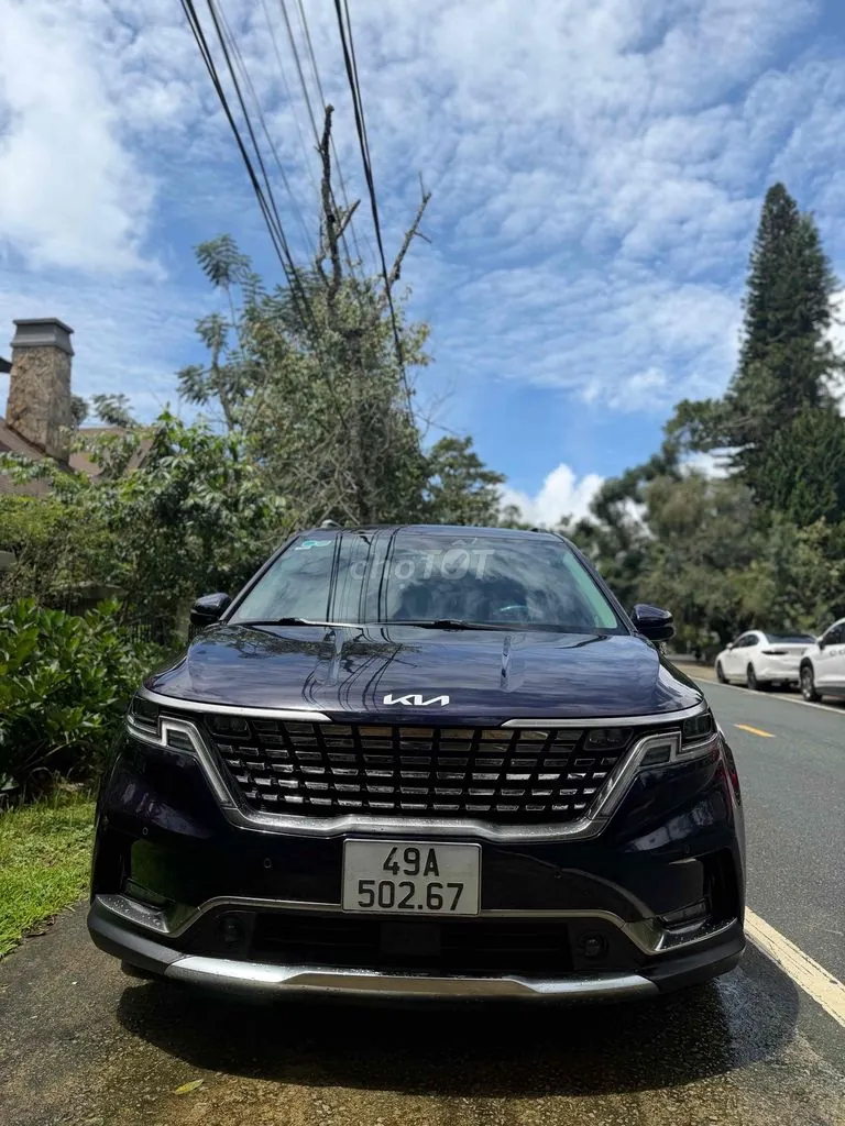 Kia Carnival