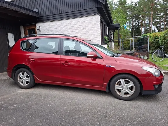 Hyundai I30 2011 photo 2