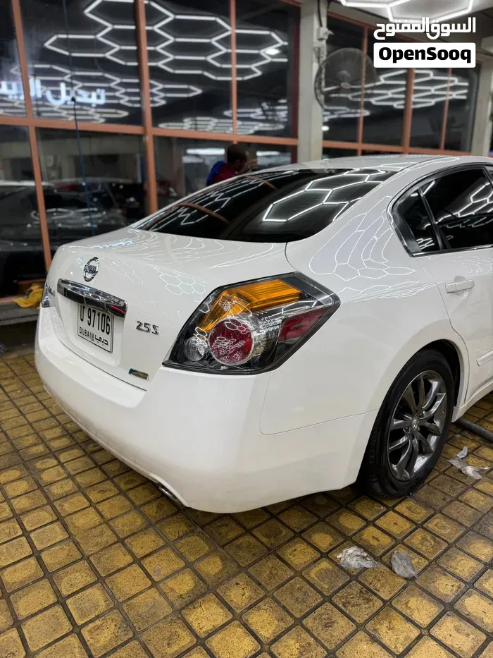 Nissan Altima 2012 photo 4
