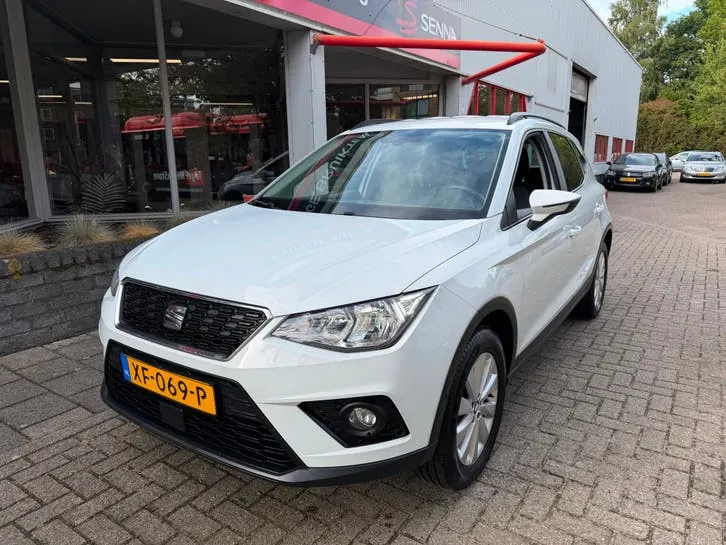Seat Arona 2019 photo 2