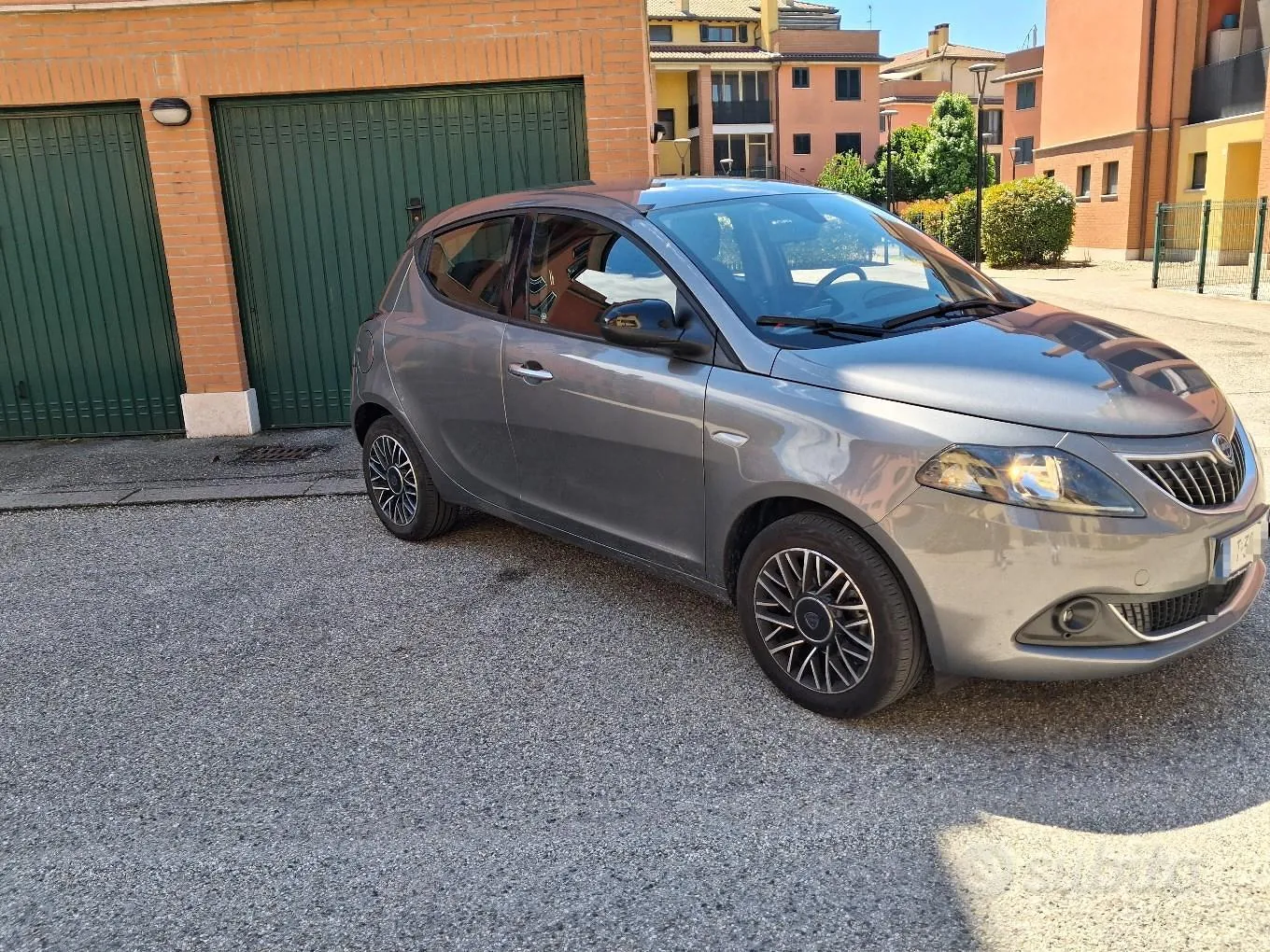 Lancia Ypsilon 2024 photo 2