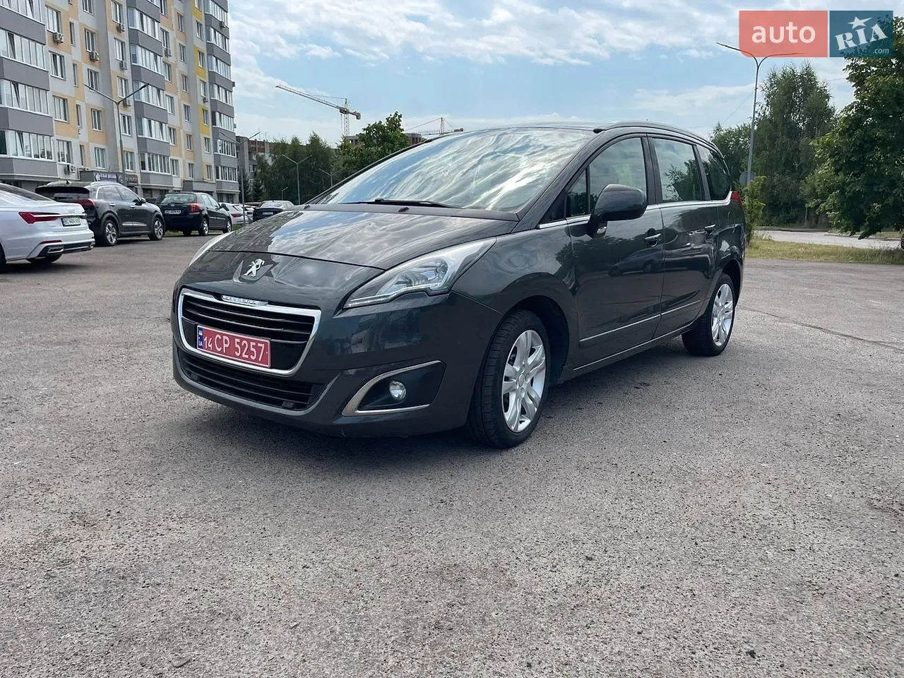 Peugeot 5008 2016 photo 5