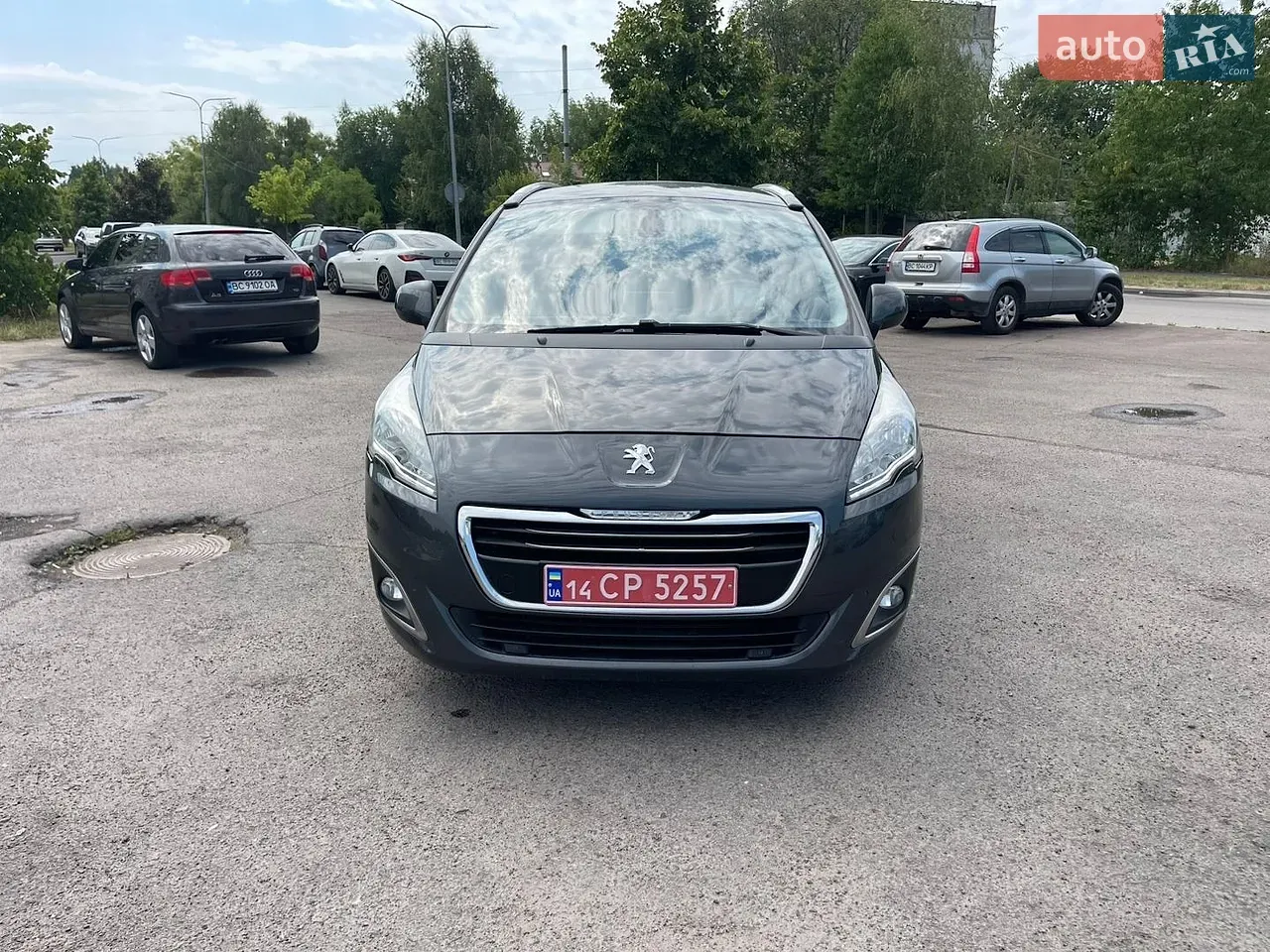 Peugeot 5008 2016 photo 3