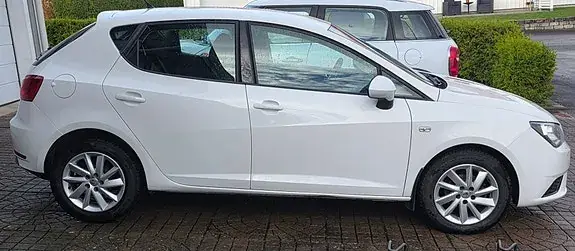 Seat Ibiza 2014 photo 3