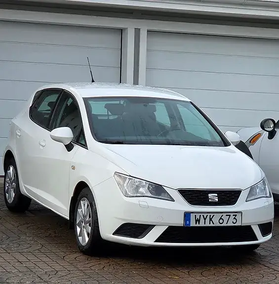 Seat Ibiza 2014 photo 4