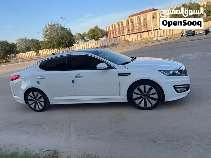 Kia Optima 2012 photo 2