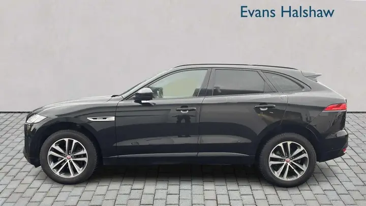 Jaguar F-Pace 2017 photo 5