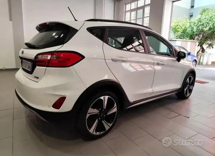 Ford Fiesta 2023 photo 4