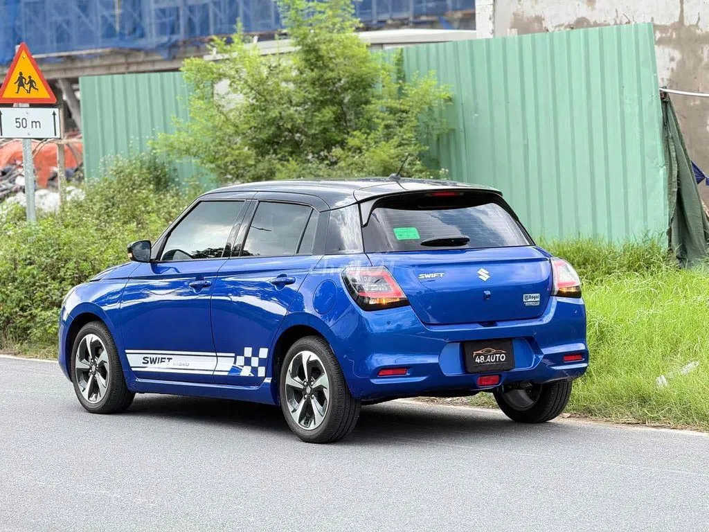 Suzuki Swift 2025 photo 3