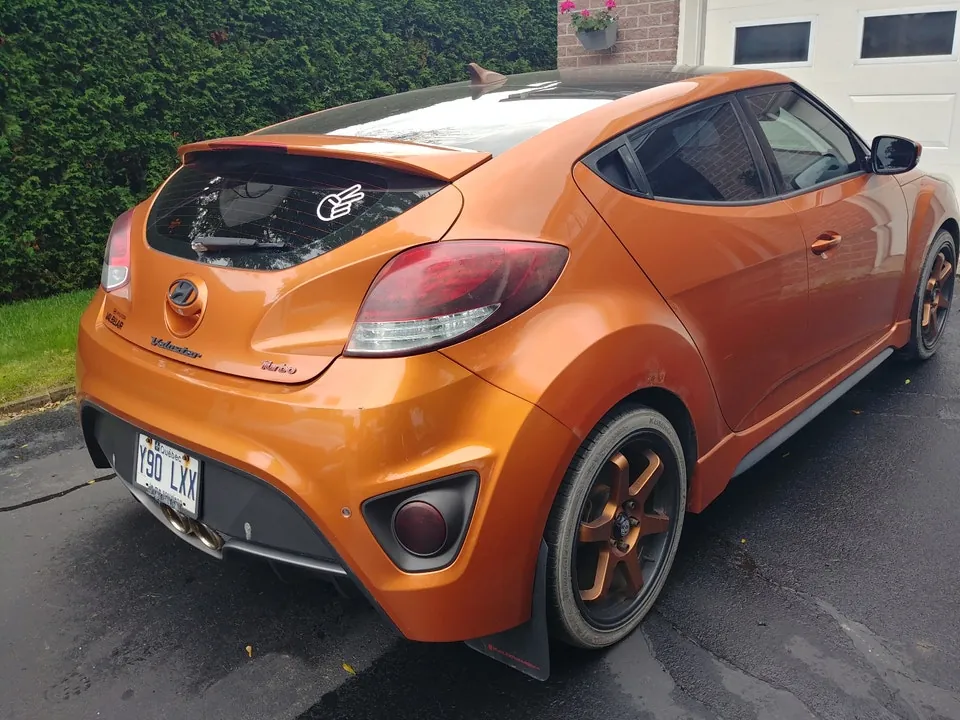 Hyundai Veloster 2015 photo 2