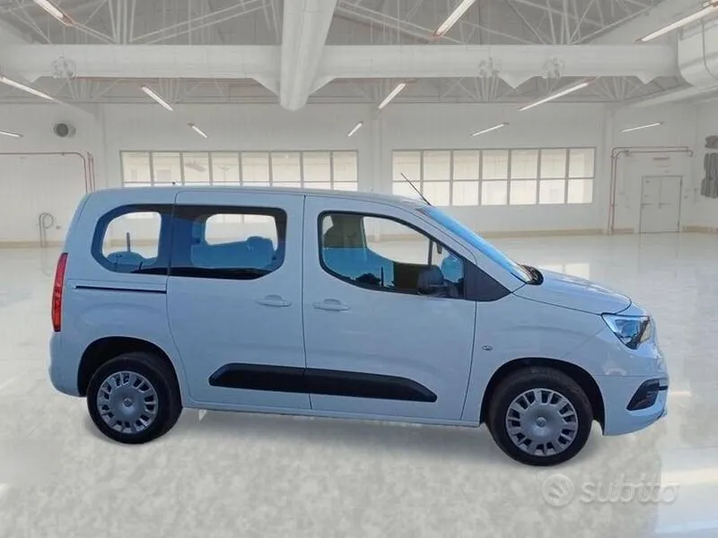 Opel Combo 2023 photo 4