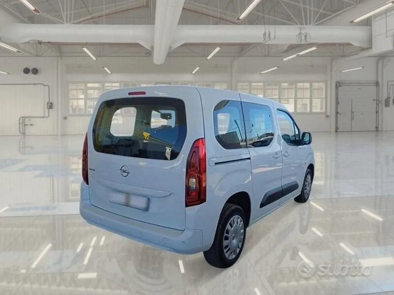Opel Combo 2023 photo 2