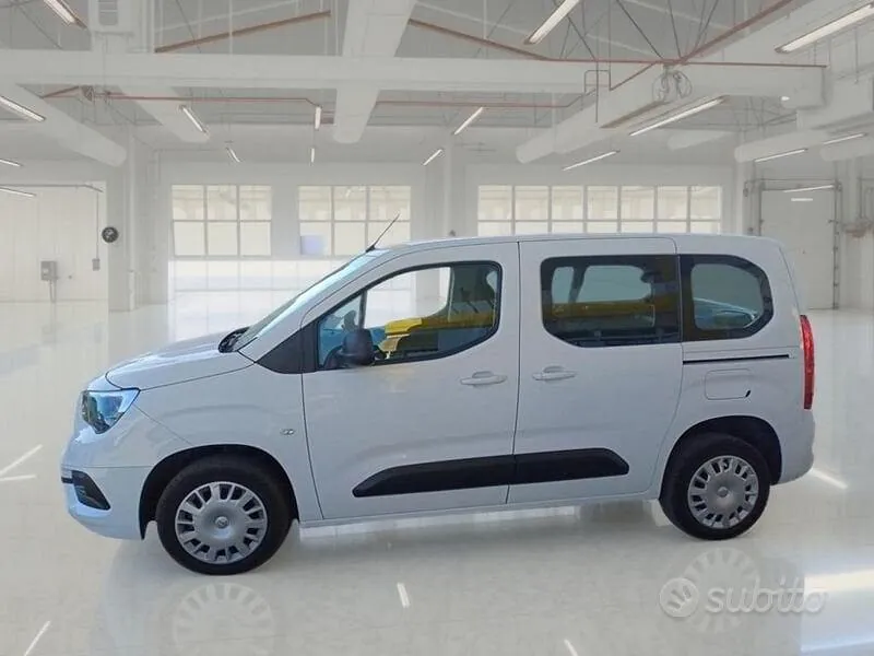 Opel Combo 2023 photo 3