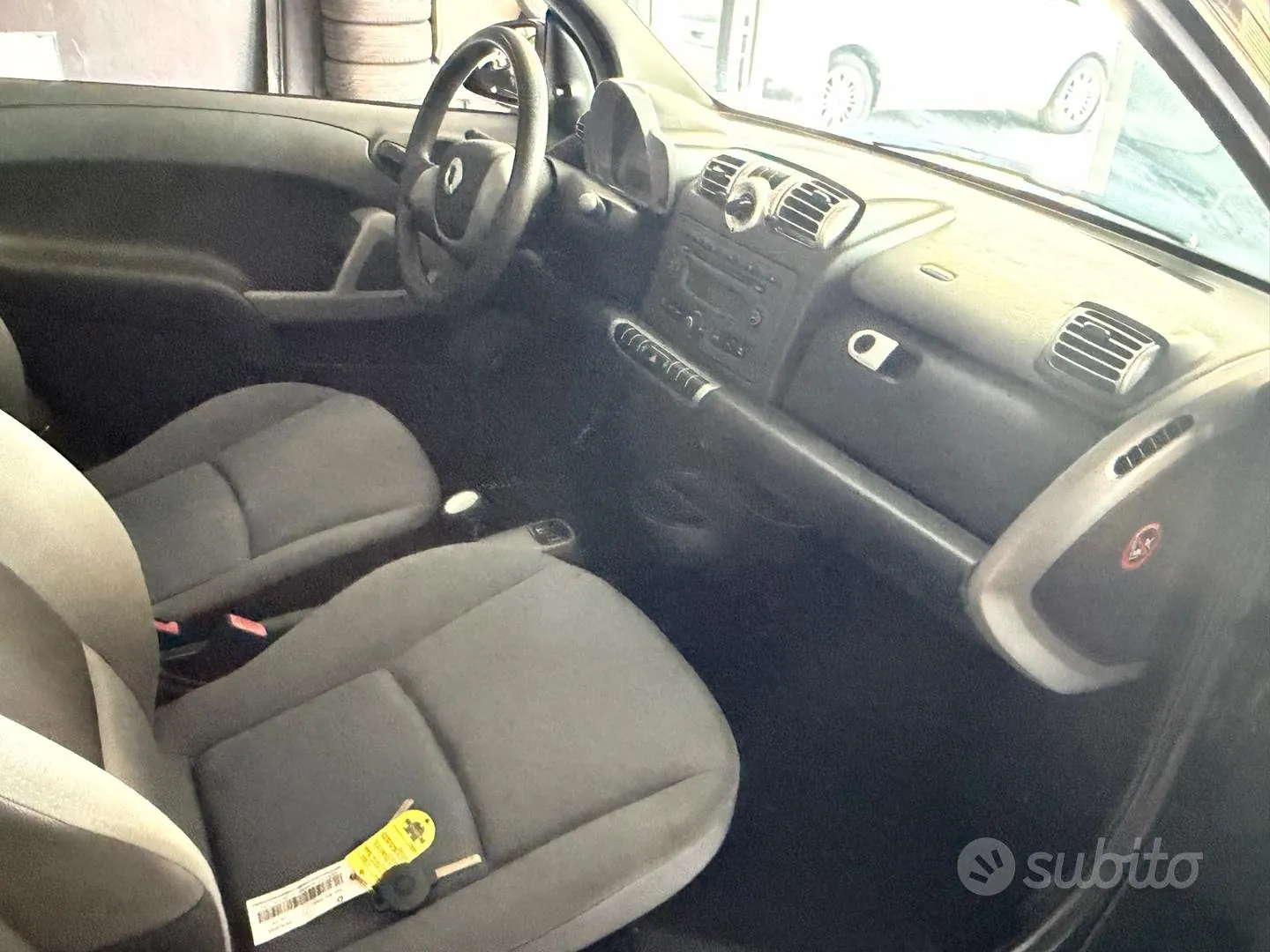 Smart Fortwo 2011 photo 5