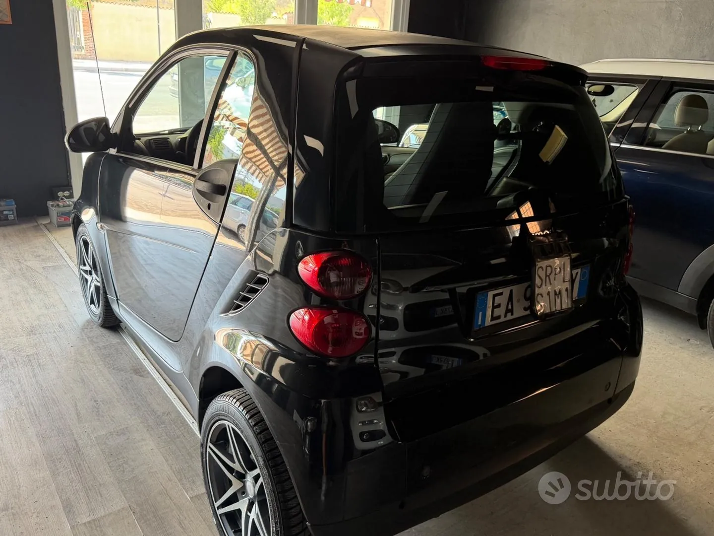 Smart Fortwo 2011 photo 4