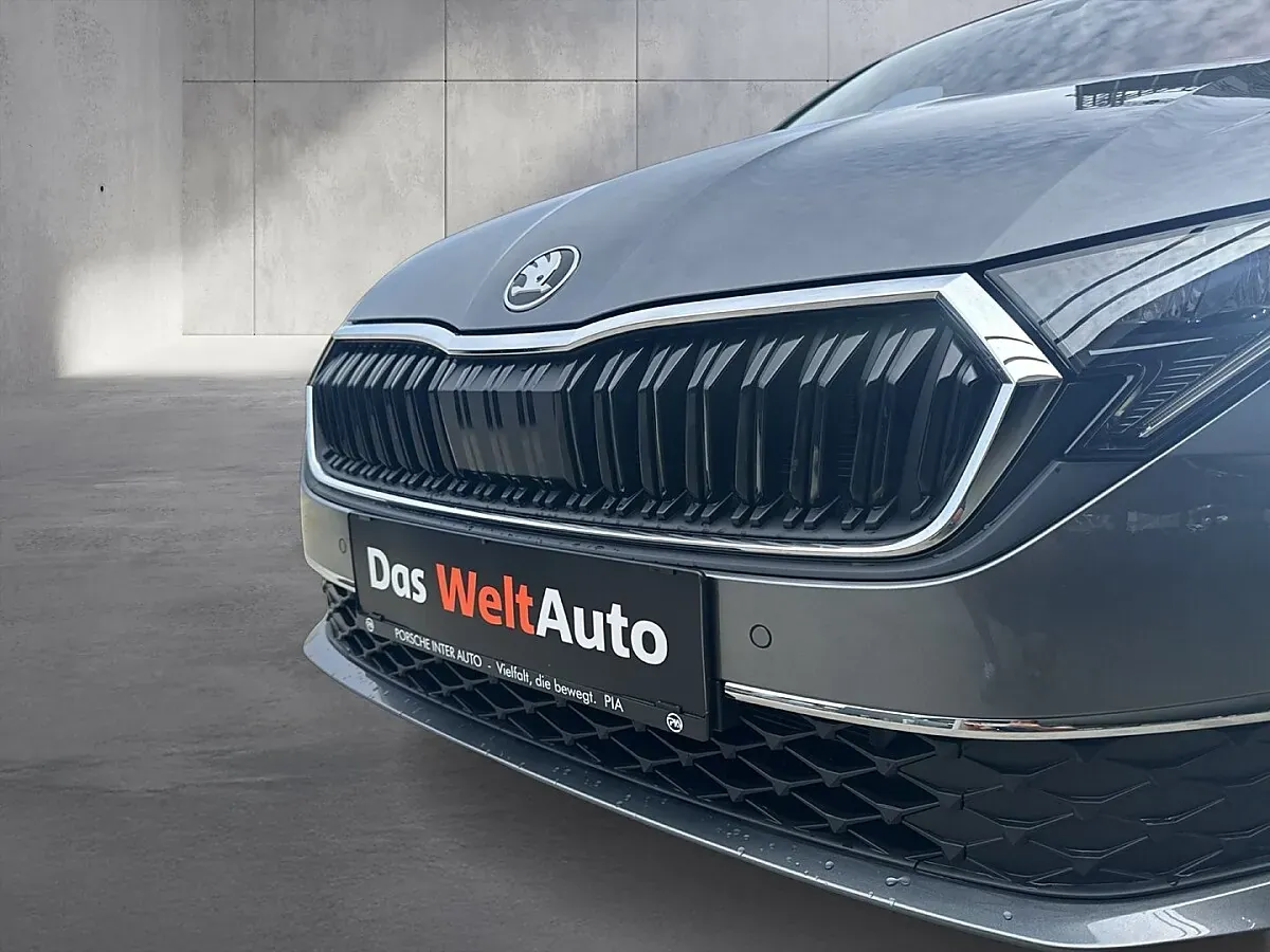 Skoda Octavia 2026 photo 2