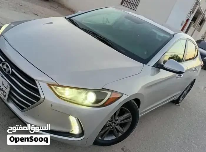 Hyundai Elantra 2017 photo 3
