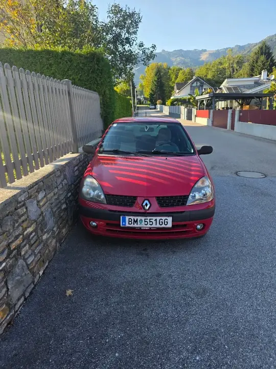 Renault Clio 2002 photo 3