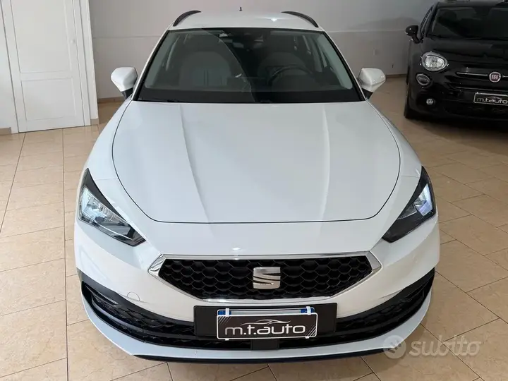 Seat Leon 2022 photo 2