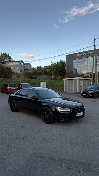 Audi A8 2016 photo 5