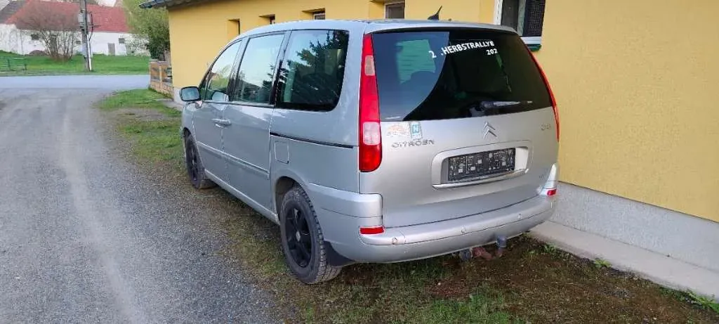 Citroen C8 2004 photo 2