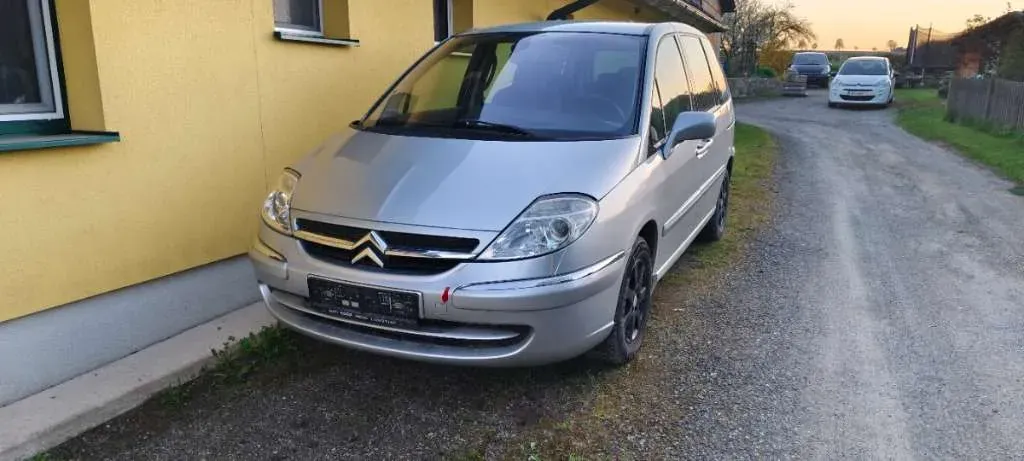 Citroen C8