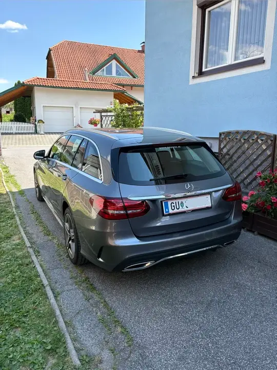 Mercedes-Benz C-Class 2018 photo 3