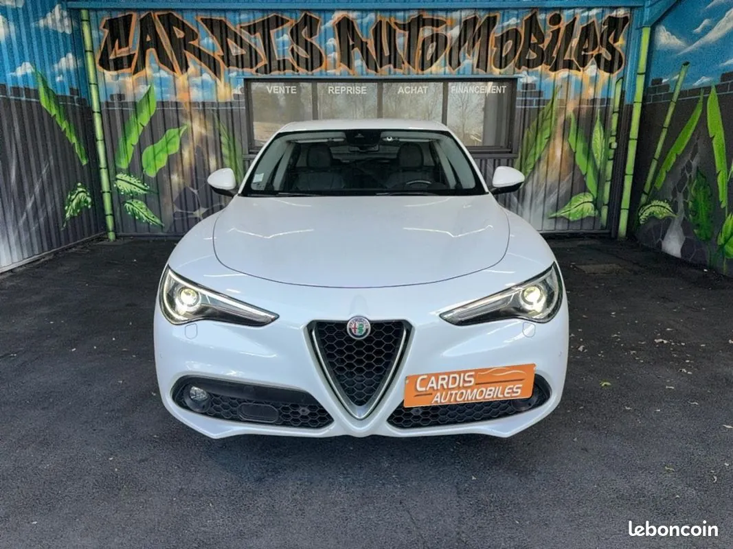 Alfa Romeo Stelvio 2017 photo 3