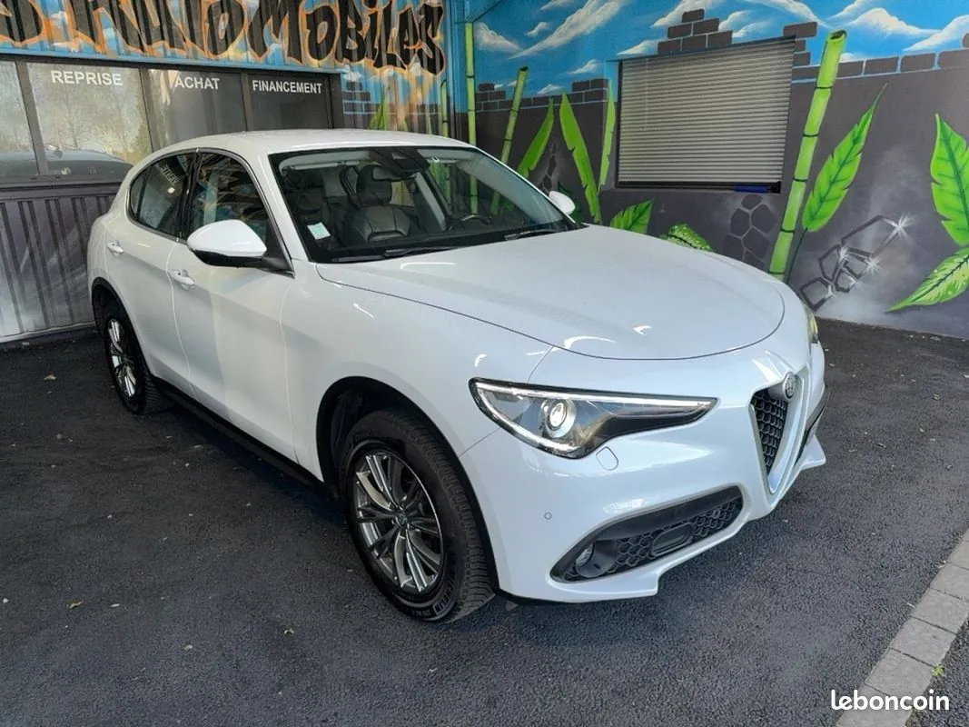 Alfa Romeo Stelvio 2017 photo 5