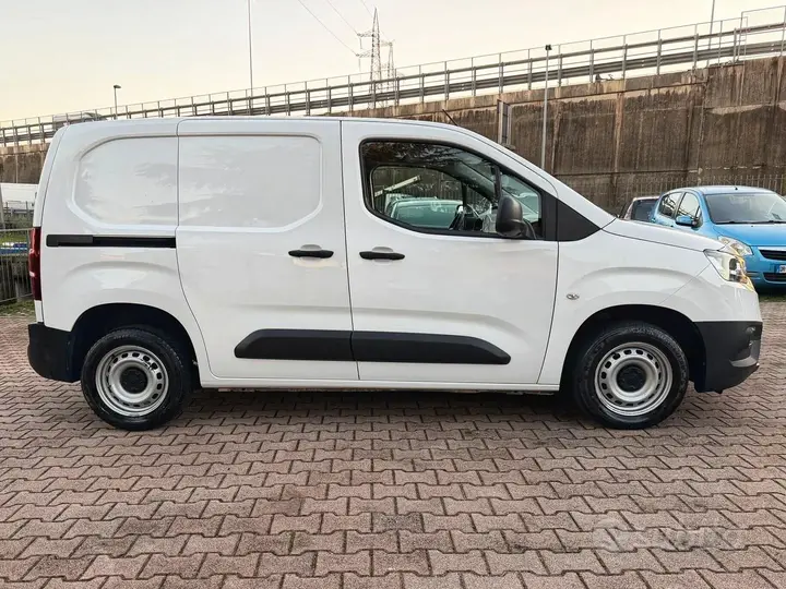 Toyota Proace City 2021 photo 4