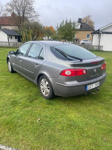 Renault Laguna 2007 photo 2