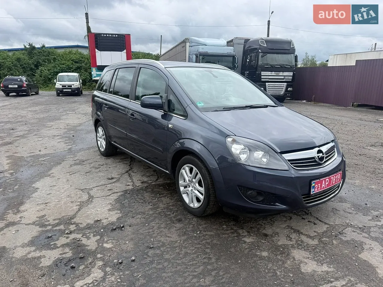 Opel Zafira 2011 photo 5