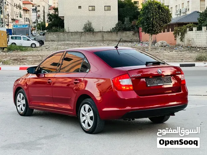 Skoda Rapid 2017 photo 2