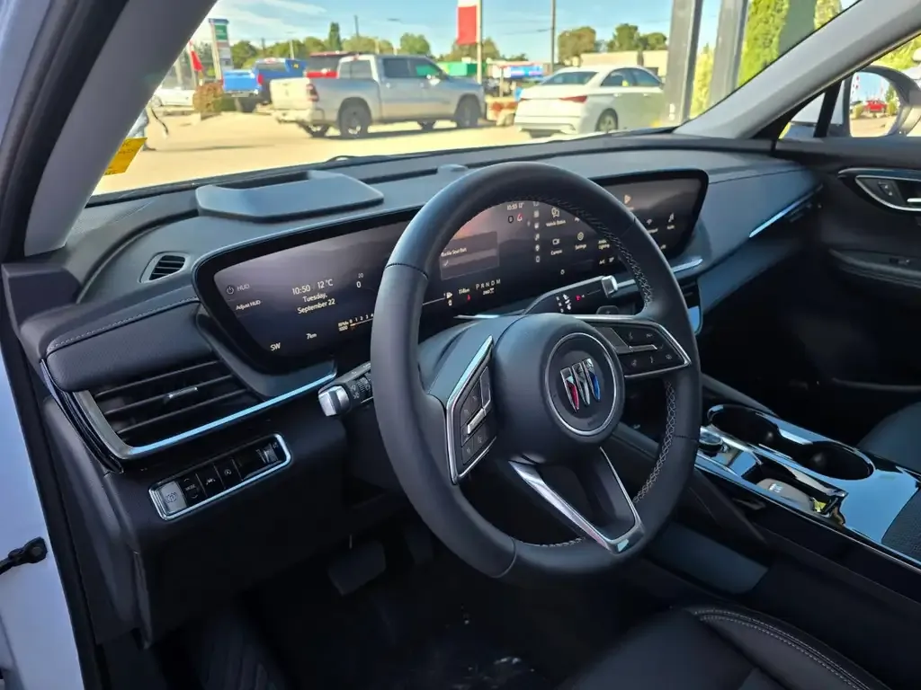 Buick Envision 2026 photo 4