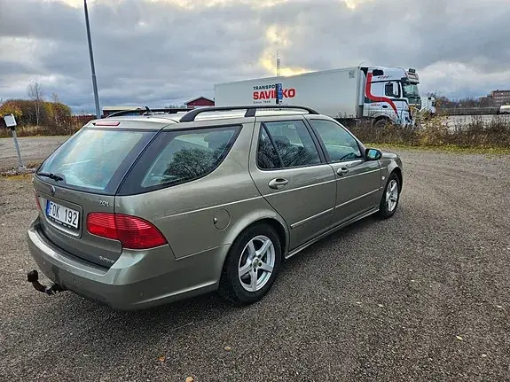 Saab 9-5 2008 photo 2