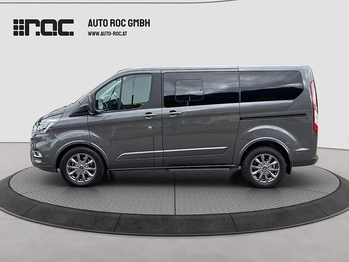 Ford Tourneo Custom 2022 photo 2
